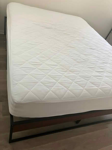 Photo of free furniture (E El camino real, Sunnyvale) #3