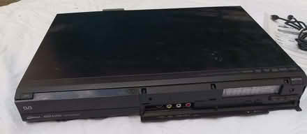 Photo of free DVD Player / Recorder (Seven Dials BN3) #2