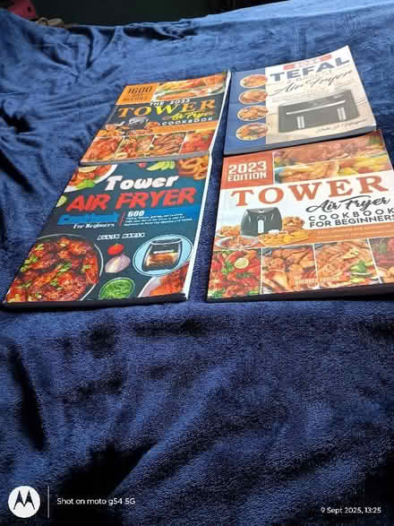 Photo of free Air Fryer Recipes Books (Drylaw EH4) #1