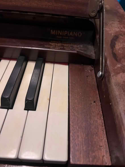 Photo of free Piano (NR2) #4
