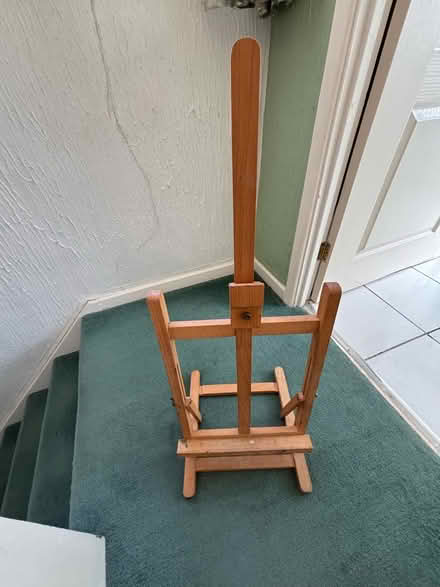 Photo of free Easel (Great Baddow CM2) #2