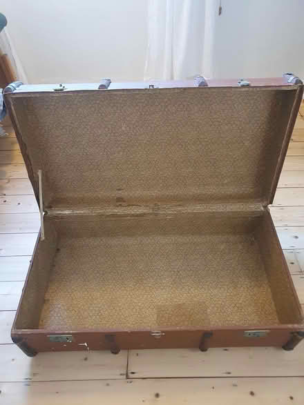 Photo of free Old chest (Twickenham TW2) #2