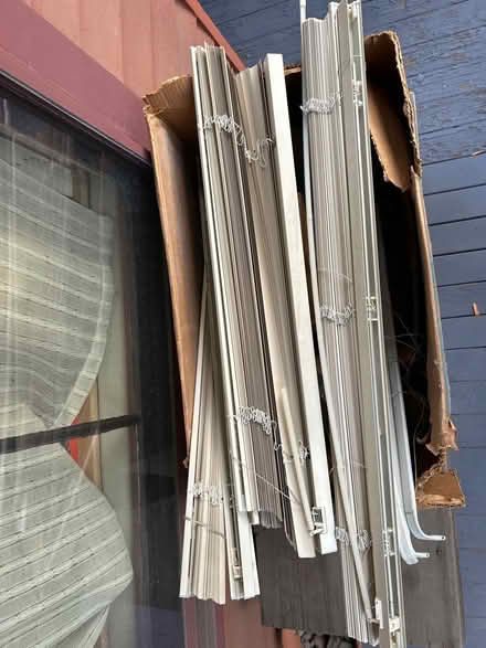Photo of free 4 Venetian blinds (Somerville, MA) #1