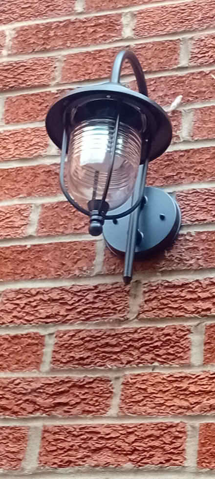 Photo of free Ourdoor wall light (Hatch Warren RG22) #1