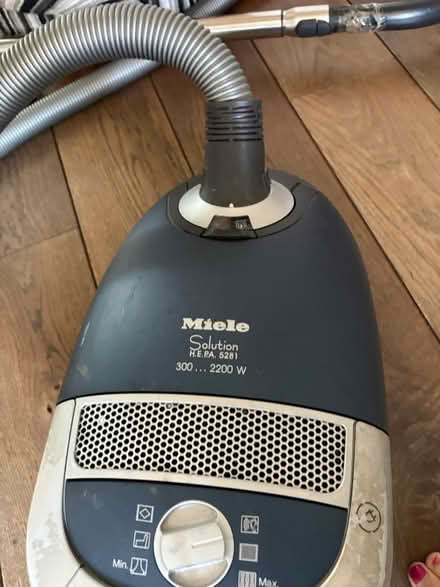 Photo of free Miele vacuum cleaner (Muswell hill N10) #4