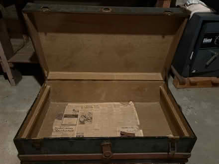 Photo of free Vintage 1920”s Trunk (River Edge, NJ) #2