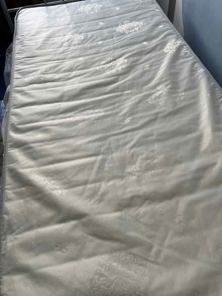 Photo of free Single bed and 2 mattresses (L23) #1