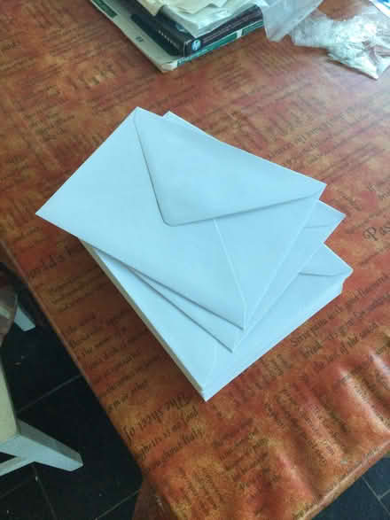 Photo of free White Paper Envelopes (Hackbridge SM5) #1