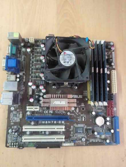 Photo of free Processor and motherboard (Horsham Roffee) #1