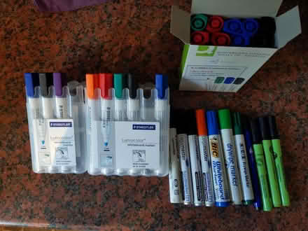Photo of free Whiteboard/dry wipe pens (Staplehurst TN12) #1