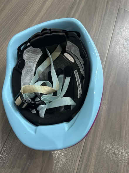 Photo of free Kids helmet (Barkingside IG6) #4