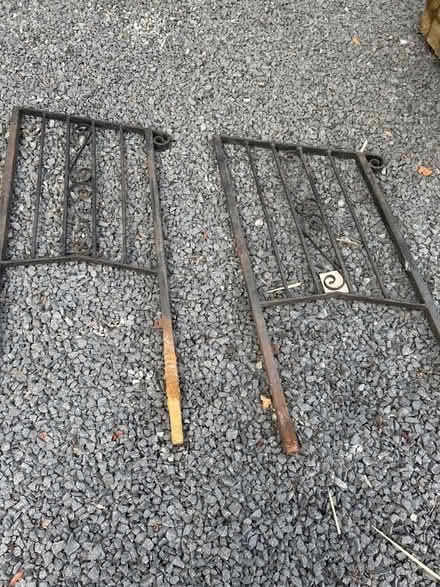 Photo of free Metal step railings and gate (Maryburgh KY4) #1