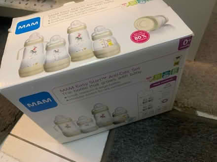 Photo of free Bottle warmer/ dummies & bottles (N3 finchley central) #4