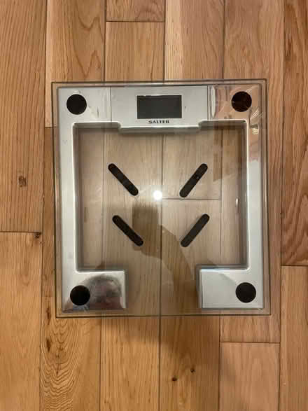 Photo of free Digital scales (Horsforth LS18) #1