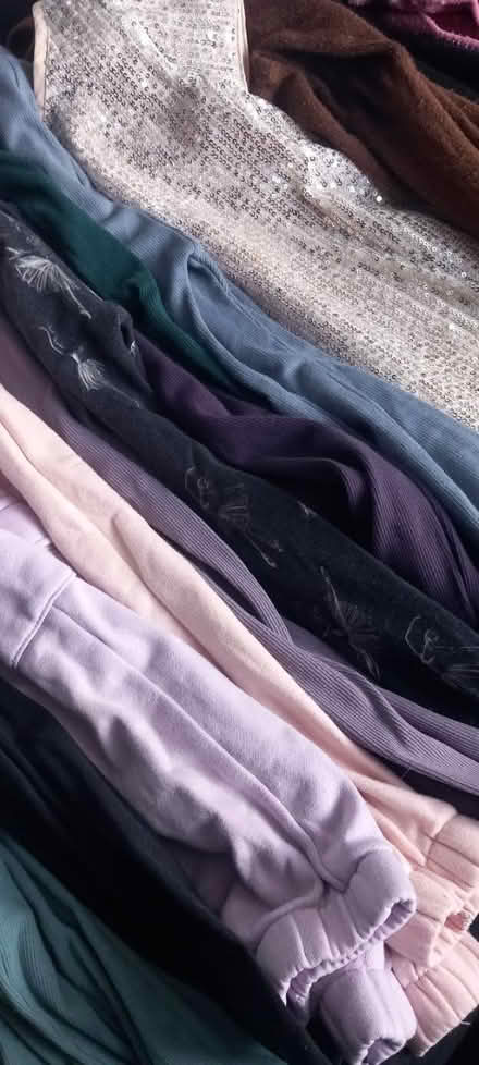 Photo of free 4-5 & 5-6 girls clothes bundle (TF1) #1