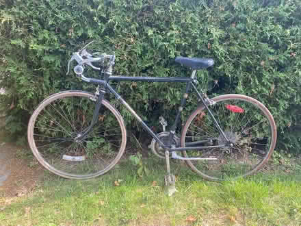 Photo of free Bike, mens (Bank/hunt club) #1