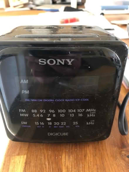Photo of free Clock radio alarm (Ball Hill CV2) #1