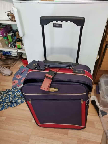 Photo of free Revelation Small Suitcase 50x20x40cm (HA0) #1