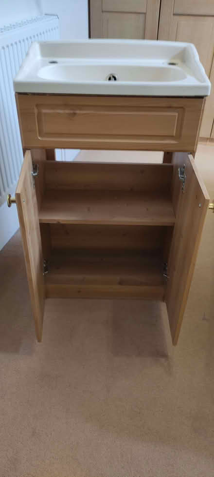 Photo of free Sink with Cabinet (South Croydon CR2) #2