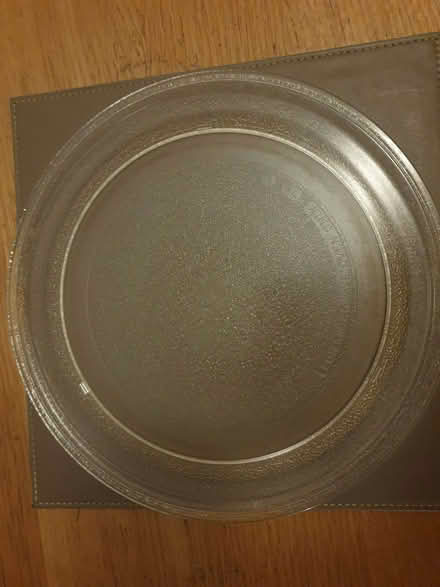 Photo of free Microwave turn-table plate (Tilehurst RG31) #1