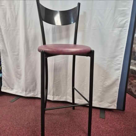 Photo of free Metal tall bar stool (Cambuslang G72) #1