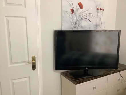 Photo of free 42”lg tv (Barnsley S70 6PY) #1