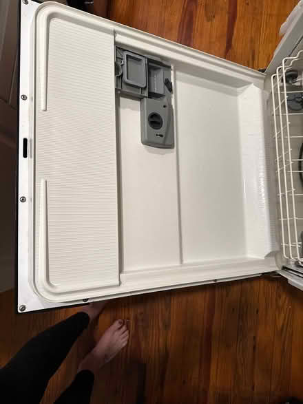Photo of free Dishwasher, needs $120 motherboard (339 Trails End, Masonboro) #4