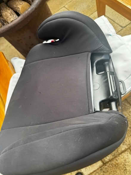 Photo of free Booster seat (WA4, Appleton) #1