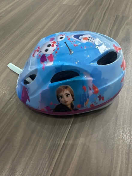 Photo of free Kids helmet (Barkingside IG6) #2