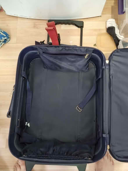 Photo of free Revelation Small Suitcase 50x20x40cm (HA0) #2