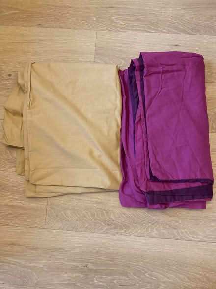 Photo of free Double duvets (Carpenders park WD19) #1