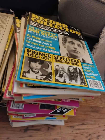 Photo of free '90s music magazines for collage (Seven Dials BN1) #1
