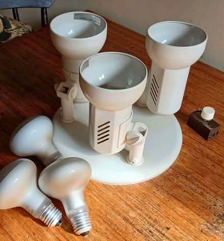 Photo of free Light unit (Pont-dôl-goch SY17) #1