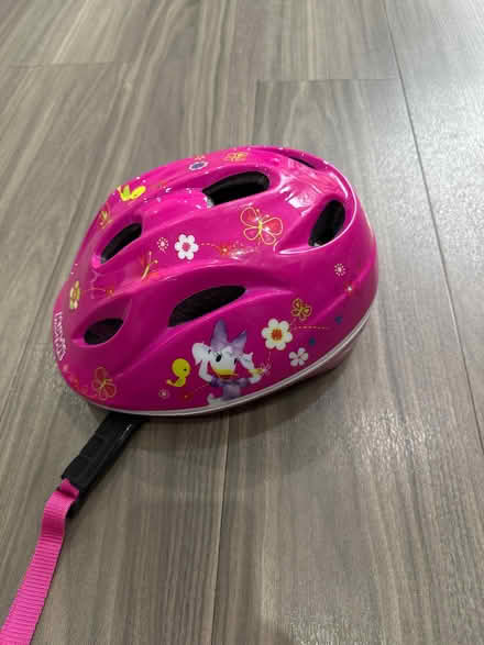 Photo of free Kids helmet (Barkingside IG6) #2