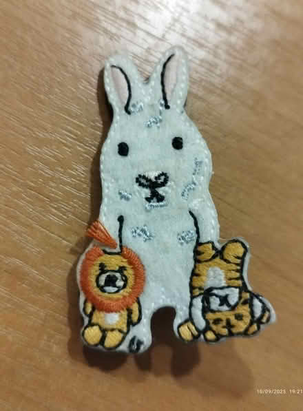 Photo of free Bunny pin (Tpy) #1