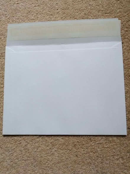Photo of free New white Envelopes (GU51) #1