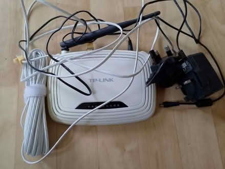 Photo of free TP-Link Wireless N Router (CO11) #2