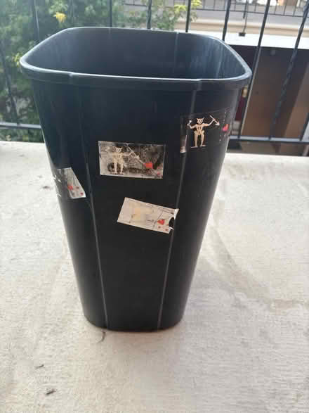 Photo of free Black trash bin (Mountain View, CA) #1