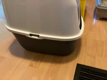 Photo of free Litter box (Houghton Regis LU5) #3