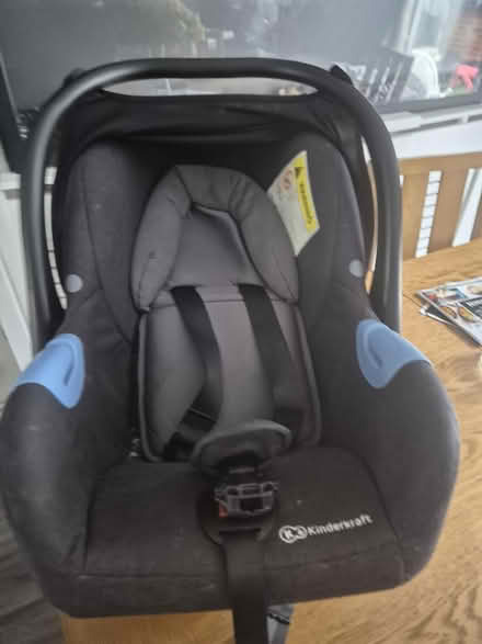 Photo of free Car seat (SE1) #1