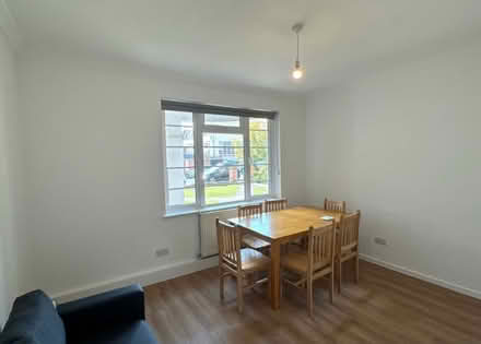Photo of free Table and chairs (Hendon NW4) #3