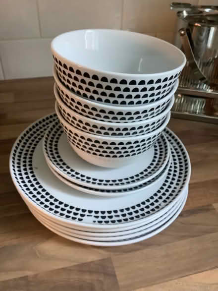 Photo of free Plates and bowls (Catton NR6) #1