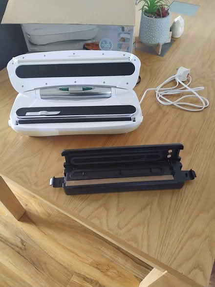Photo of free Vacuum Sealer Machine (west heath B38) #2