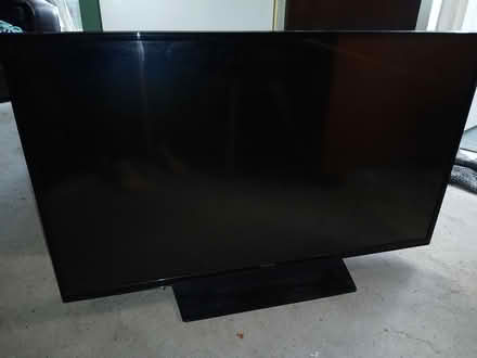 Photo of free Tv for repair (Hemel HP2) #1