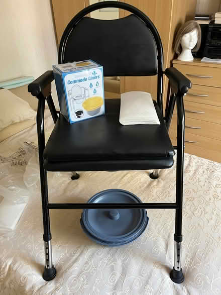 Photo of free Commode (Bridgewood Gate ME5) #1