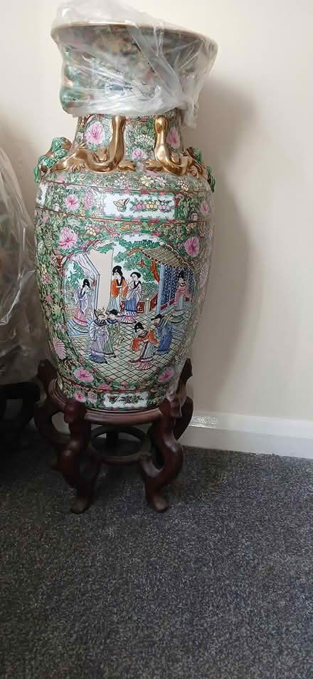 Photo of free To very large vases (Rawtenstall) #2