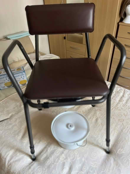 Photo of free Commode (brown colour) (Bridgewood Gate ME5) #2