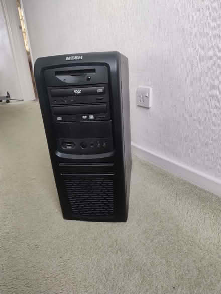 Photo of free Old (non-working) Desktop PC (Billericay CM12) #1