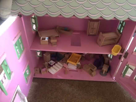 Photo of free Dolls House (Starston IP20) #1