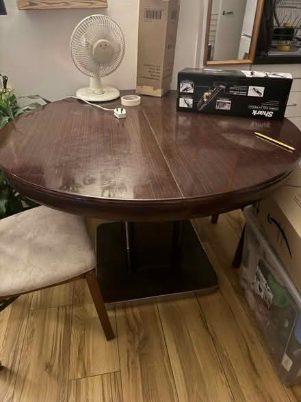 Photo of free Extendable Table (Palmers Green N13) #1